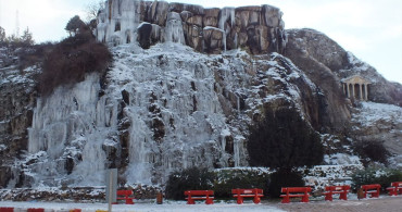 Tokat'taki Yapay Şelale Buz Tutmuş Durumda