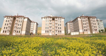 TOKİ Sivas'ta Yüzlerce Aileyi Ev Sahibi Yaptı