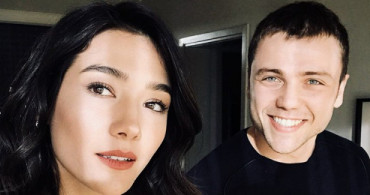 Tolga Sarıtaş ve Aybüke Pusat'tan Veda Pozu