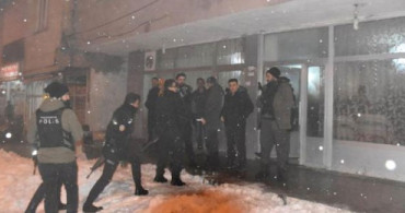 Tombala Diye Çıkıp Kumara Giden Erkekleri, Eşleri İhbar Etti