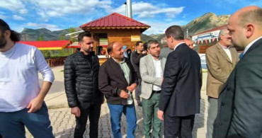 Tortum Şelalesi Bahar Coşkusuyla Ziyaretçilerini Ağırlıyor