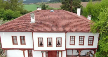Torununa yaptığı ahşap oyuncak büyüklerin gözdesi oldu
