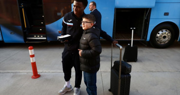 Trabzonspor Antalya'da Hesap.com Antalyaspor ile Karşılaşmaya Hazırlanıyor