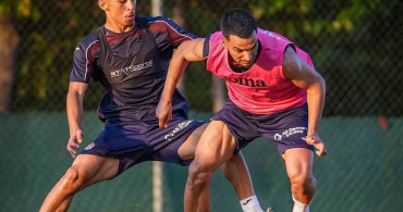 Trabzonspor'da Aral Şimşir ilk antrenmanına çıktı