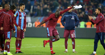 Trabzonsporlu Zargo Toure’den Kemençe Eşliğinde Şarkı!