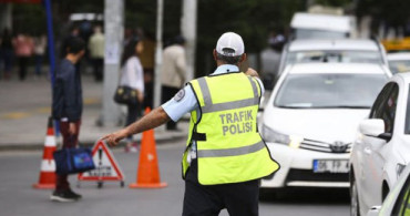 Trafik Cezaları Ne Kadar Oldu? Ehliyetsiz Araç Kullanma Cezası Ne Kadar Oldu?  Trafik Cezası Ve Ödemesi Nasıl Yapılır?