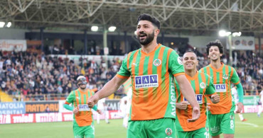 Trendyol Süper Lig'de Galibiyet Yok: Corendon Alanyaspor ve Trabzonspor 1-1 Berabere Kaldı