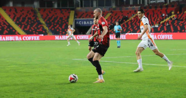 Trendyol Süper Lig'de Gaziantep FK - Başakşehir Maç Özeti