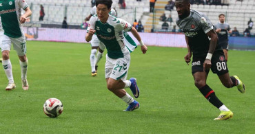 Trendyol Süper Lig'de Konyaspor, Fatih Karagümrük Karşısında İkinci Yarıya 2-0 Önde Girdi