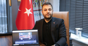 TÜGVA Van İl Başkanı Hamza Sığınç, Anadolu Ajansının Yılın Kareleri Oylamasına Katıldı