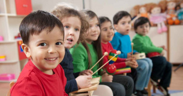 TÜİK 2021 yılına ilişkin çocuk istatistiklerini açıkladı: En popüler bebek isimleri Yusuf ve Zeynep oldu!