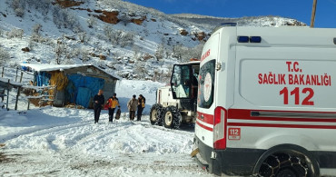 Tunceli'de Kar Engeline Rağmen Hasta Taşıma Operasyonu