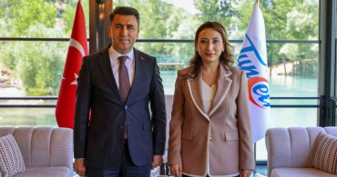 Tunceli'nin ilk kadın kaymakamı Pınar Ayaz göreve başladı
