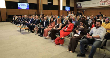 Türk Hemşiresine Küresel İlgi