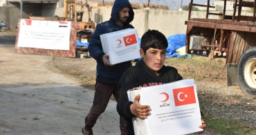 Türk Kızılay Irak'ta Selzedelere Gıda Yardımı Ulaştırdı