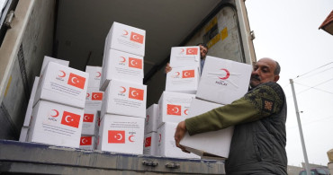 Türk Kızılay, Irak'taki Selzedelere Yardım Gönderdi