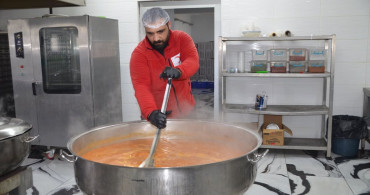 Türk Kızılay, Muş'ta İhtiyaç Sahibi 1000 Aileye İftar Yemeği Dağıtıyor