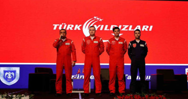 Türk Yıldızları Gençlerle Havacılık Deneyimlerini Paylaştı