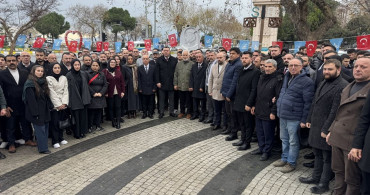 Türkan Bebek Anıtı'nda Duygusal Anma Töreni