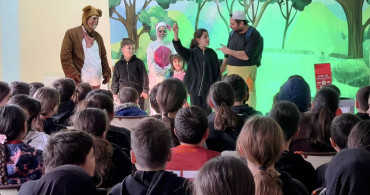 Türkeli'de Sıfır Atık ve Geri Dönüşüm Tiyatroyla Anlatıldı