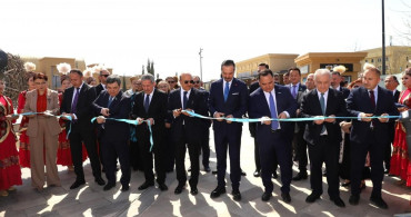 Türkistan'da 'Hoca Ahmet Yesevi Yolunda Ahilik' Sempozyumu