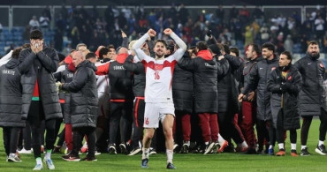 Türkiye, 24 Yıl Sonra Dünya Kupası'na Katılma Hakkı Kazandı