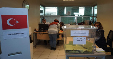 Türkiye bir kez daha sandık başında: İkinci tur oylaması başladı