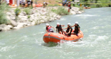 Türkiye rafting şampiyonası 3. ayak yarışları Van’da başladı