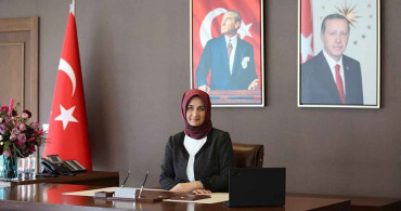 Türkiye tarihinin ilk başörtülü valisi: Doç. Dr. Kübra Güran Yiğitbaşı, Afyonkarahisar'a atandı!