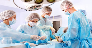 Türkiye tıp alanında gözde oldu: Dünyanın dört bir yanından doktorlar geliyor