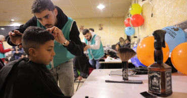 Türkiye'den Yermuk Kampı'ndaki Çocuklara Bayram Şenliği