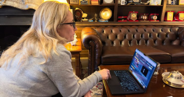 Türkiye'nin Lahey Büyükelçisi Fatma Ceren Yazgan, 'Yılın Kareleri' Oylamasına Katıldı