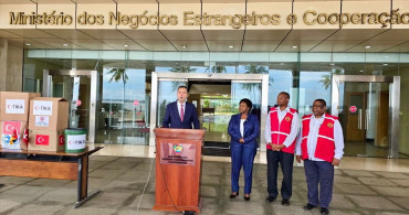 Türkiye'nin Mozambik'e Gönderdiği 257 Ton İnsani Yardım