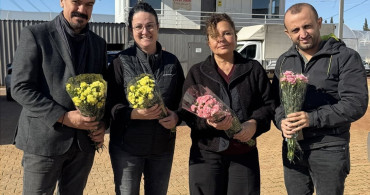 Türkiye'nin Yerli Karanfil Çeşitleri Dünyaya Açılıyor