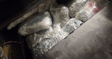 Türkiye’ye sokulmak istenen 47 kilo esrar sınırda ele geçirildi