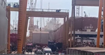 Tuzla'da bakımda olan gemide yangın