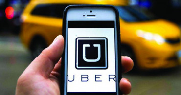 UBER Sürücüleri Atatürk Havalimanı'nda Eylem Yaptı