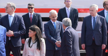 Ulaştırma Bakanı Uraloğlu, Mısır'da TransMEA 2025 Fuarı'na Katıldı