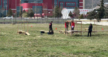 Uluslararası Alan ve Enkaz Arama Köpekleri Sınavı Afyonkarahisar'da Gerçekleşiyor