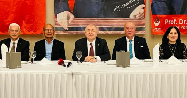 Ümit Özdağ Antalya'da Temaslarda Bulundu