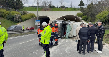 Ümraniye'de Beton Mikserinin Devrilmesi: Sürücü Yaralandı