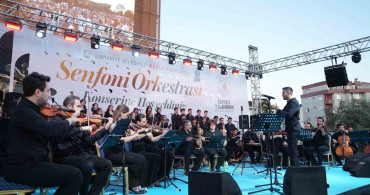 Ümraniye'de Müzik Akademisi öğrencilerinden etkileyici konser