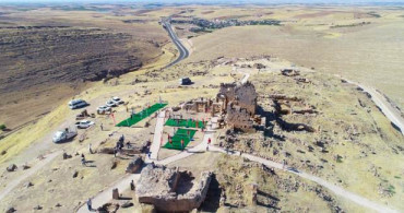 UNESCO Listesindeki Zerzevan Kalesi'nde Turnuva Düzenlendi