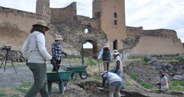 UNESCO mirası ani'de kazı çalışmaları sürüyor