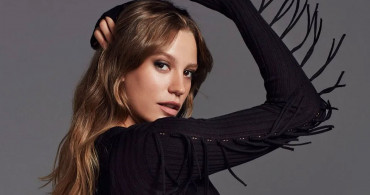 Ünlü Oyuncu Serenay Sarıkaya Sevgilisi Umut Evirgen’le Yeni Yılı Aşıklar Şehri Paris’te Karşılayacak!