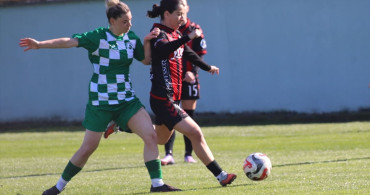 Ünye Kadın SK, Çekmeköy Bilgidoğa'yı 7-0 Geçti