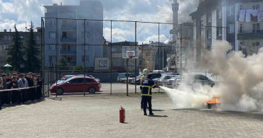 Ünye'de Öğrencilere Yangın Güvenliği Eğitimi