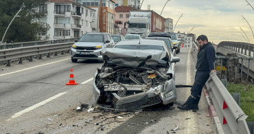 Uşak'ta 3 Araçlı Trafik Kazası