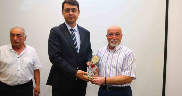 Uşak'ta kan bağışçılarına plaket takdim edildi