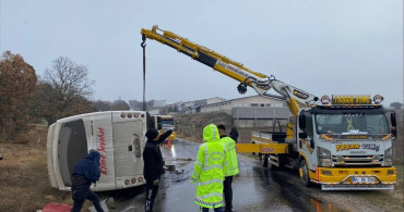 Uşak'ta Midibüs Devrildi: 5 Yaralı